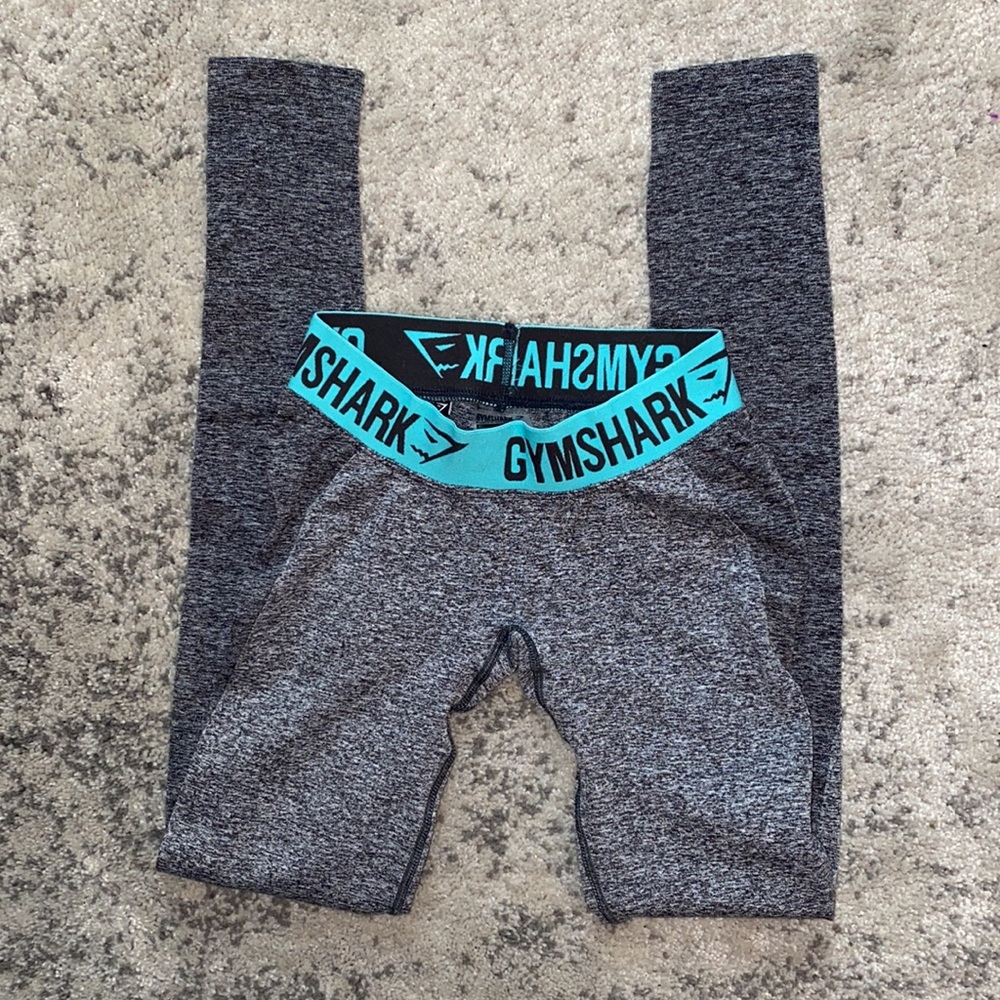 ✌🏼 EUC Gymshark Gray Teal Logo Leggings XS